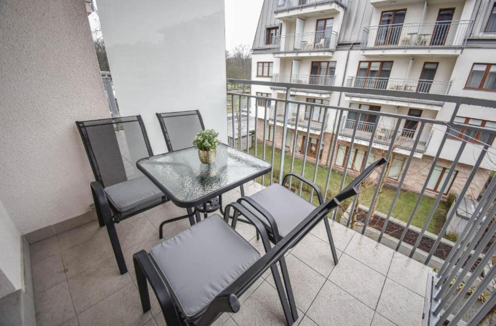 Apartamenty Na Wyspie - Aquamarina - Parking シフィノウイシチェ エクステリア 写真