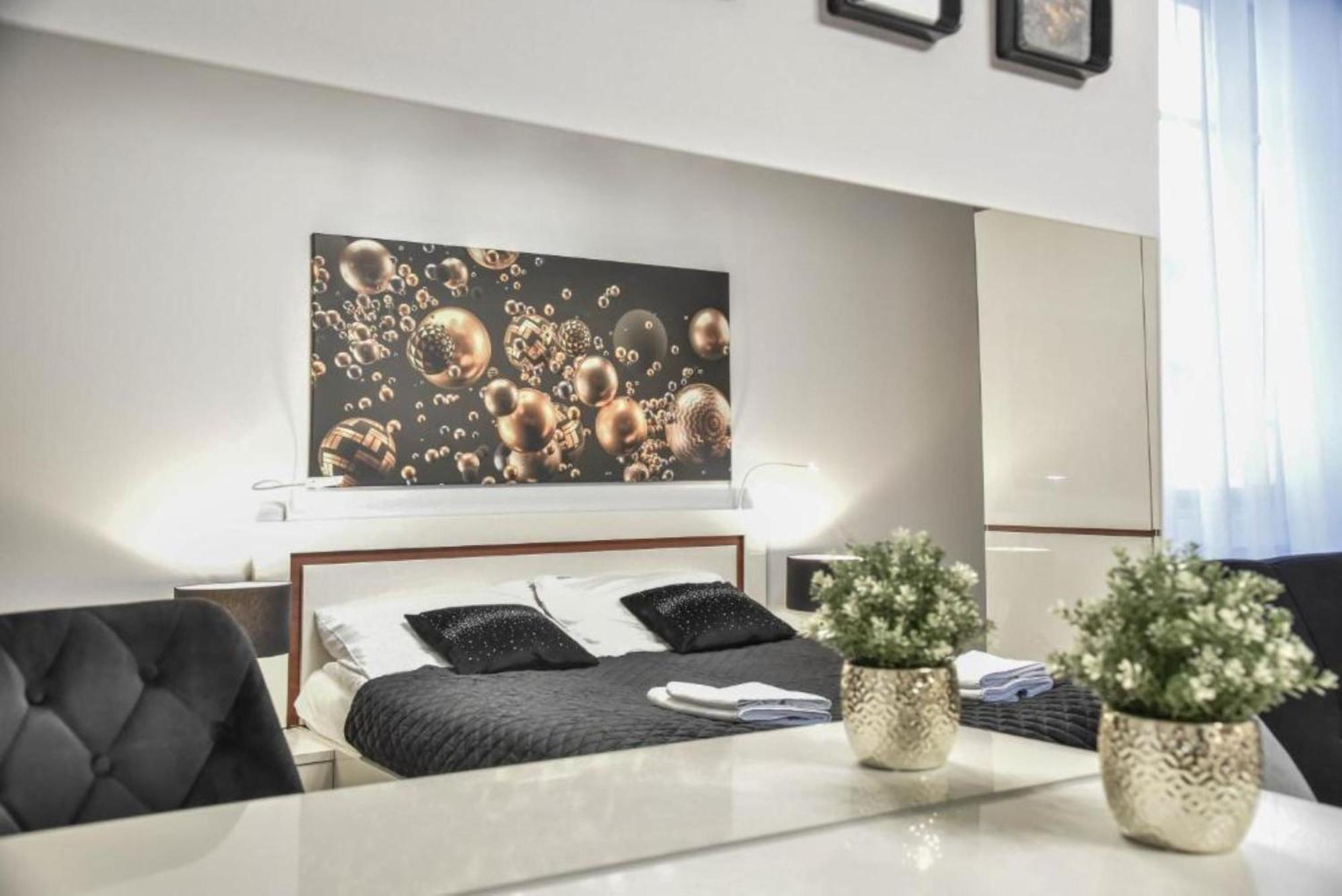 Apartamenty Na Wyspie - Aquamarina - Parking シフィノウイシチェ エクステリア 写真